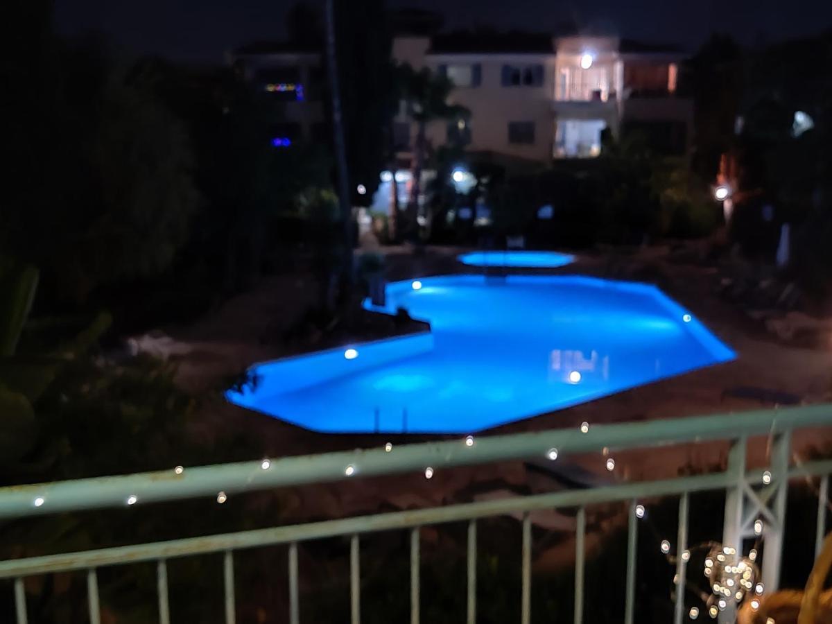 Rachel Suite By The Pool Pafos Exterior foto