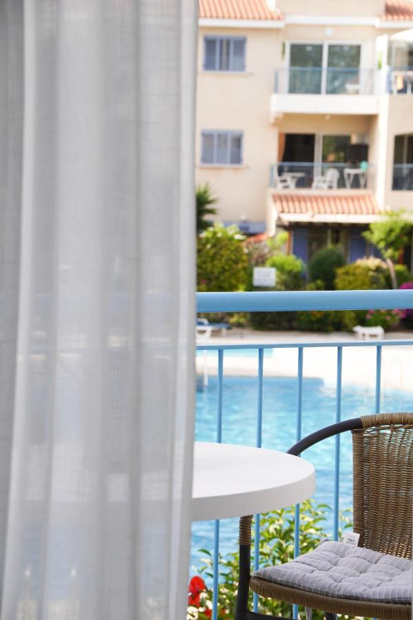 Rachel Suite By The Pool Pafos Exterior foto